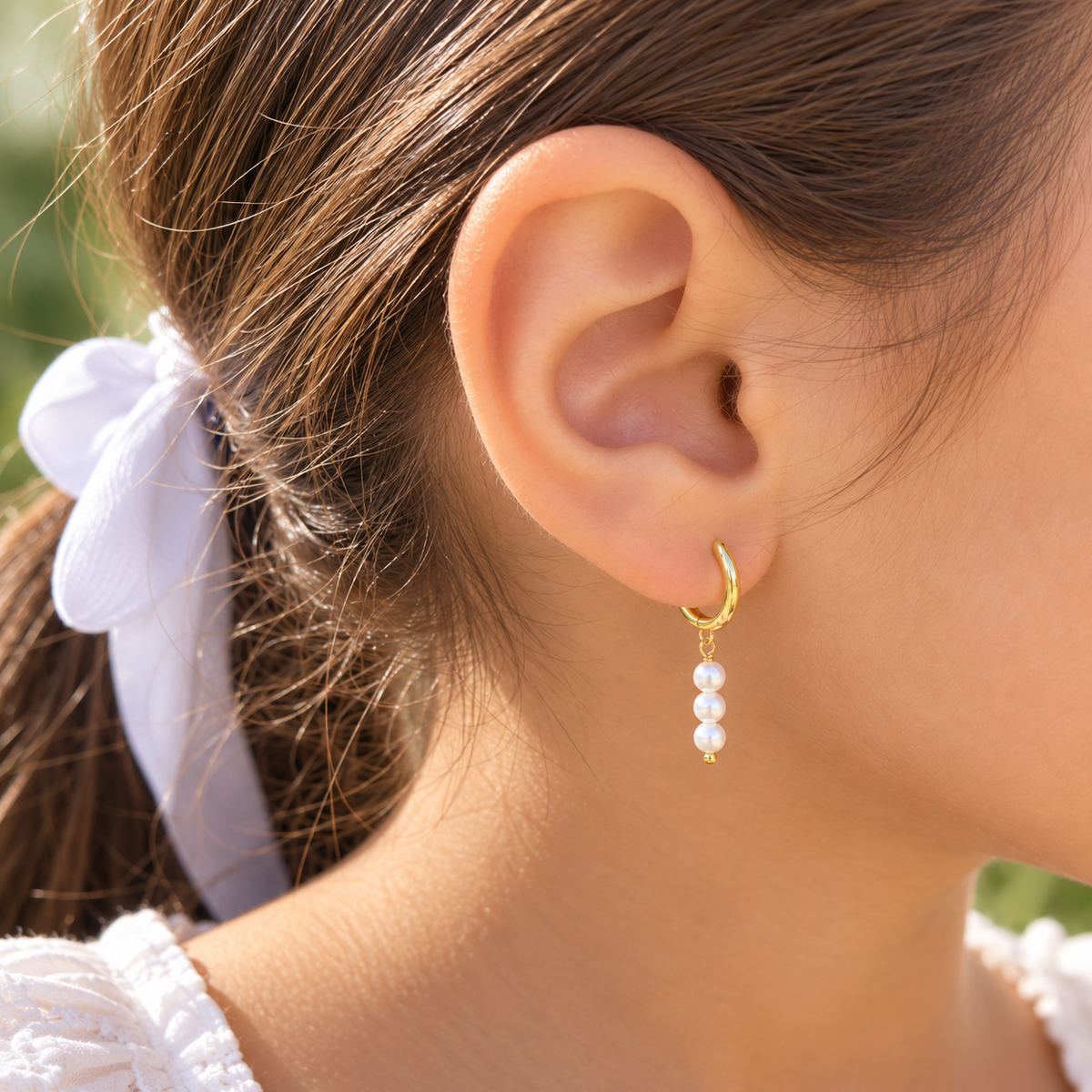 Poppy Dangling Freshwater Pearl Huggies