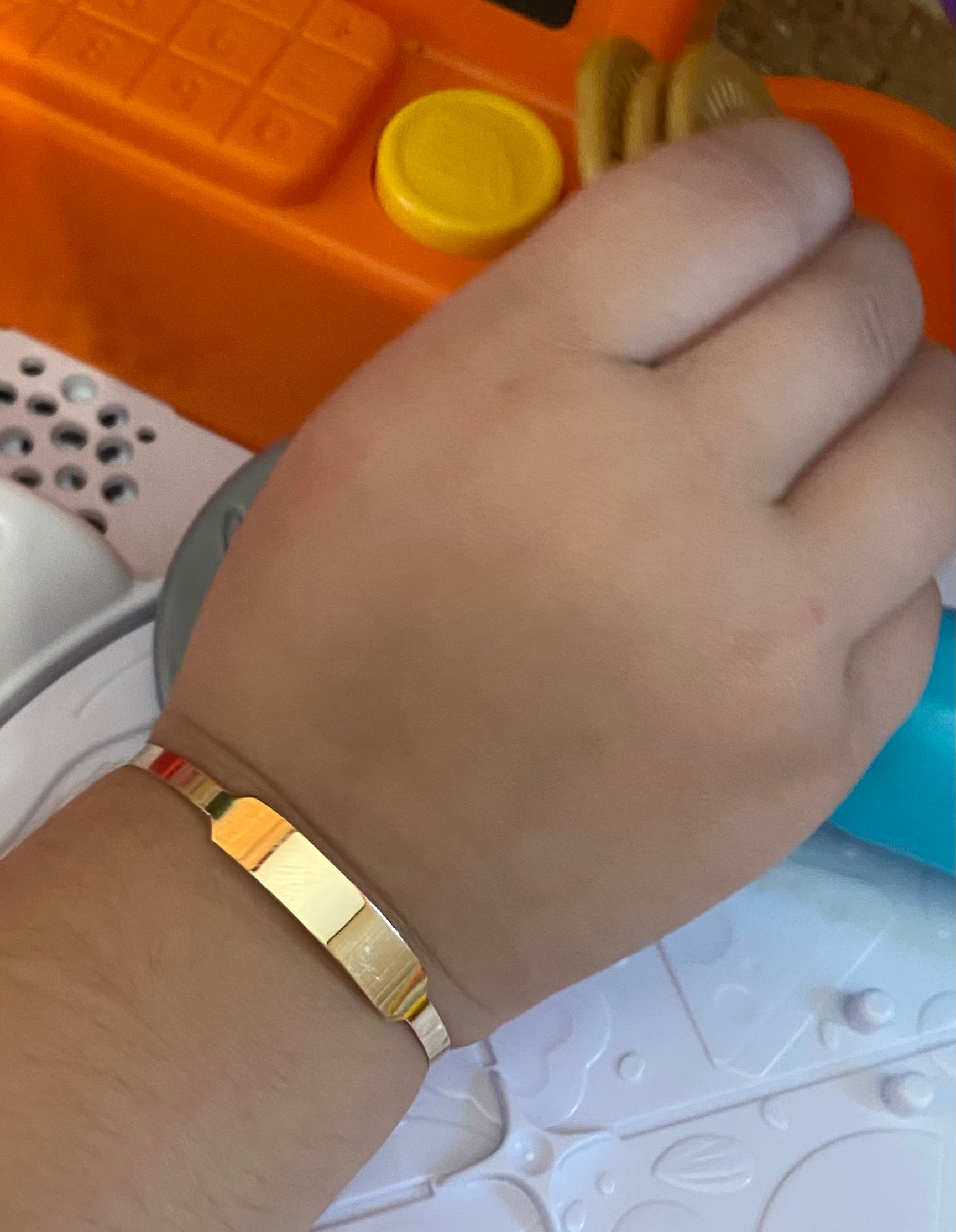 Andy Solid Gold Expandable Child Bracelet - Caesar Loves Ava