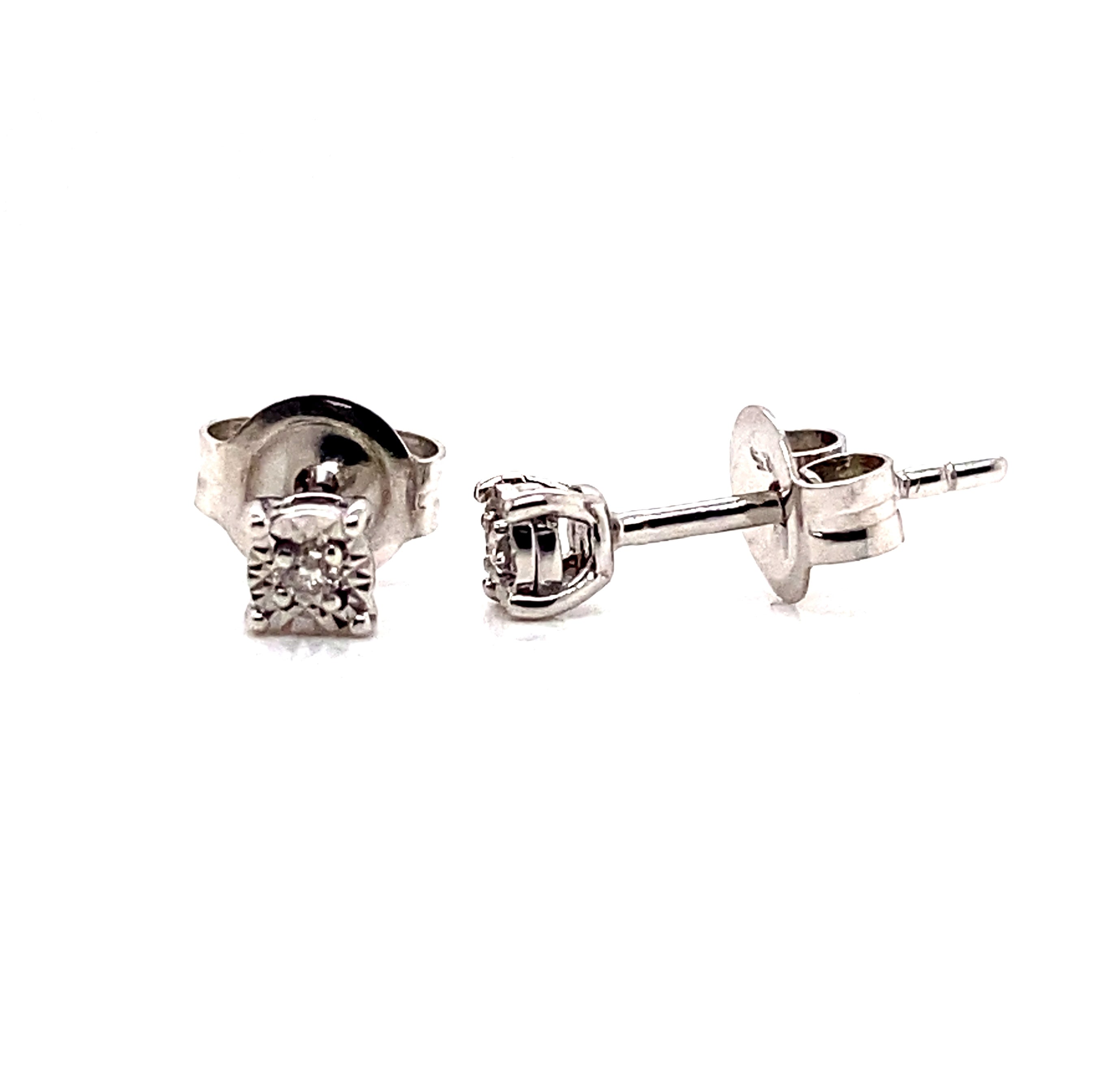 Veda Petite Solid Gold and 0.05 Carat Diamond Studs - Caesar Loves Ava
