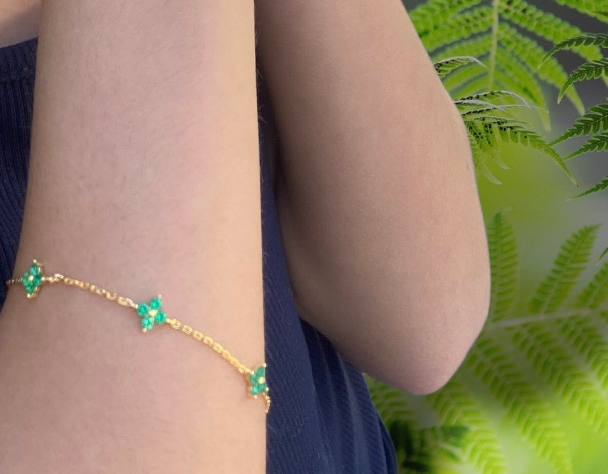 Vivi Sterling silver and dazzling green floral bracelet