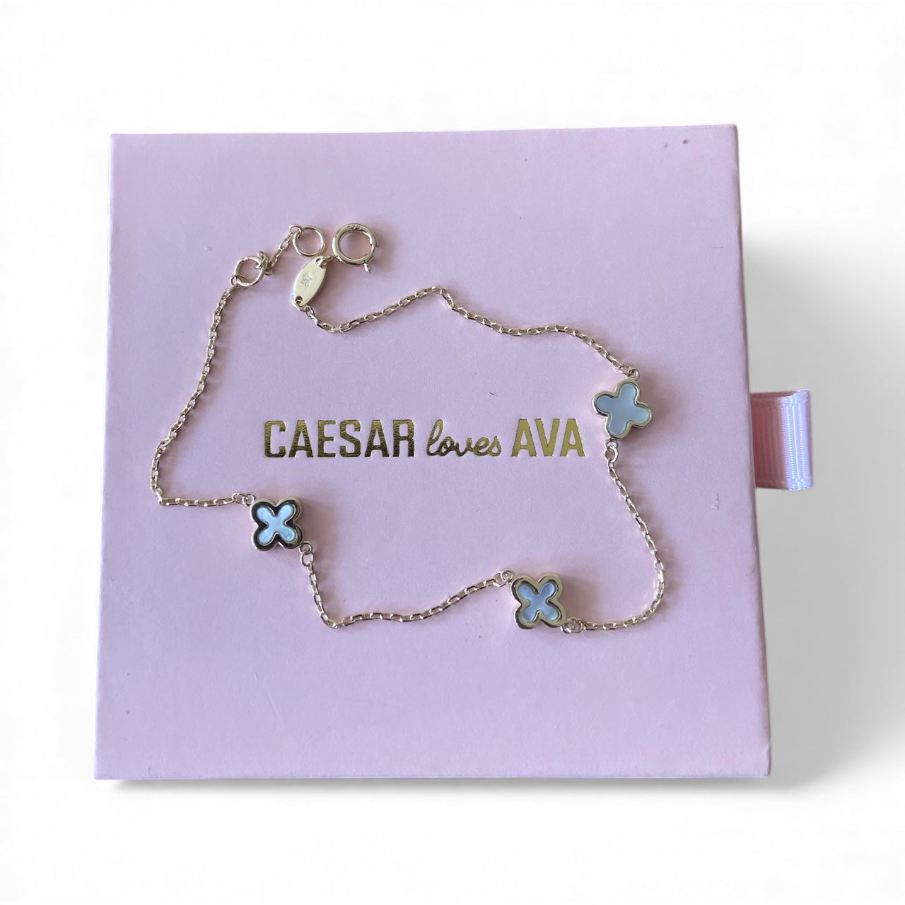Tamia Solid Gold Clover Bracelet - Caesar Loves Ava