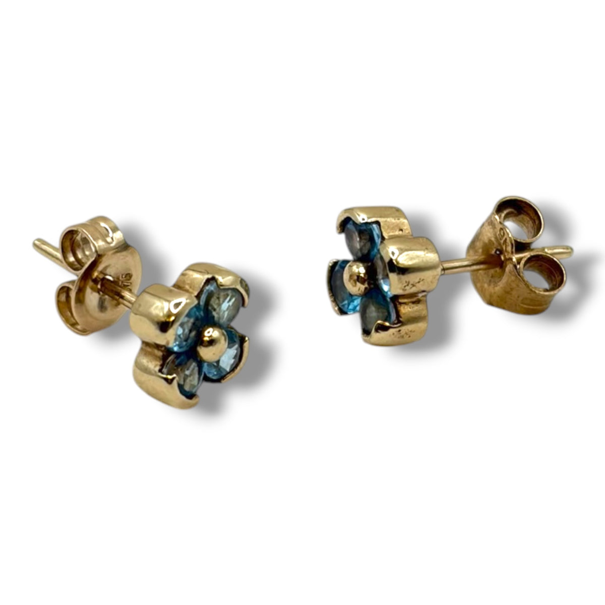 Juni Solid Gold and Blue Topaz Stud Earrings