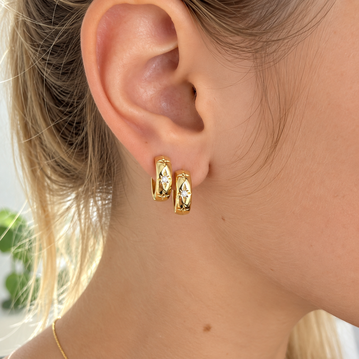 Isabella Sterling Silver Thick Dazzling Star Hoop Earrings