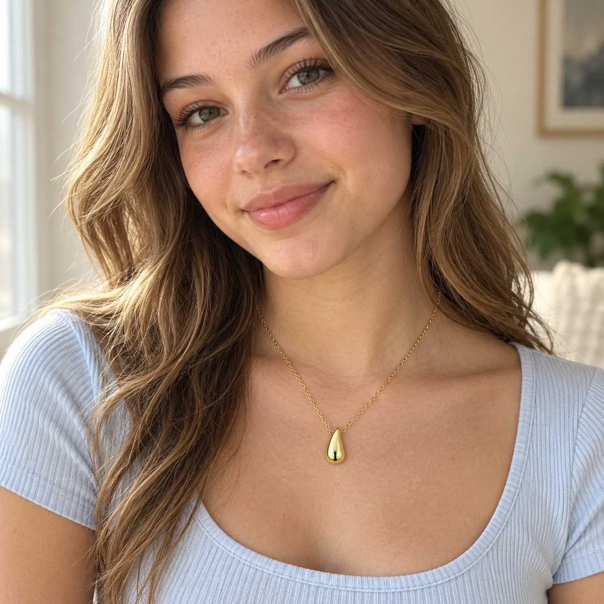 Teddora Sterling Silver Teardrop Necklace