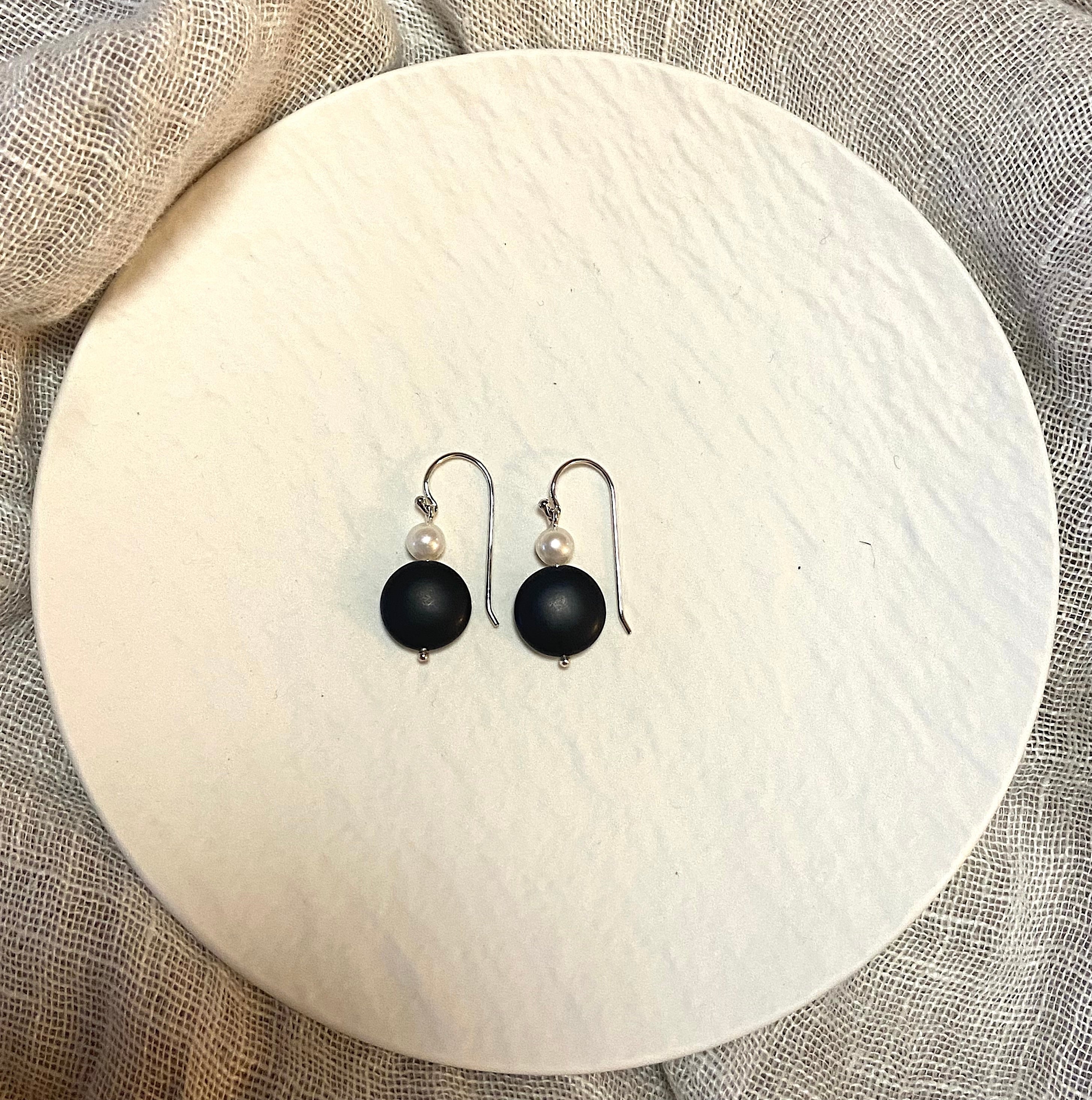 Olivia Onyx and Pearl Hanging Earrings - Caesar Loves Ava